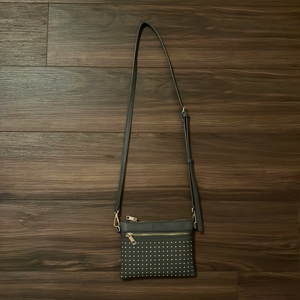 Crossbody purse
